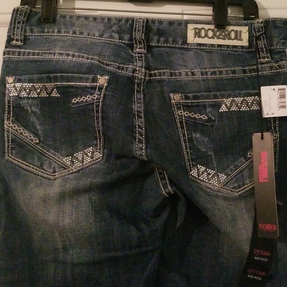 Jeans - Picture 2 of 3